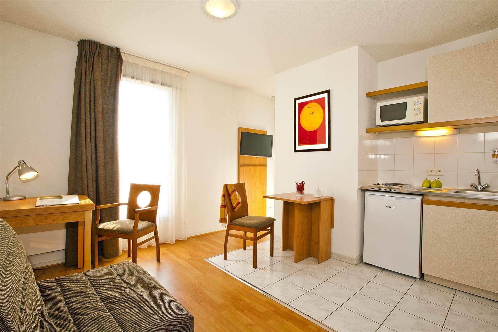 Sejours & Affaires Nantes La Beaujoire Aparthotel Luaran gambar