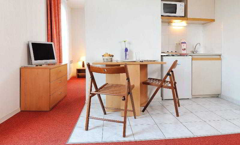 Sejours & Affaires Nantes La Beaujoire Aparthotel Luaran gambar